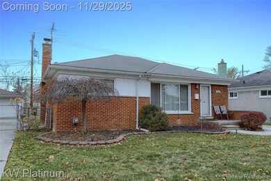 24824 Raven Ave, Eastpointe, MI 48021 - photo 2