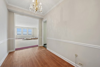 Edgewater Beach Apartments unit 602, Chicago, IL 60640 - photo 3