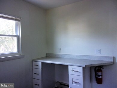 522 Chestnut Ave unit B, Lindenwold, NJ 08021 - photo 5