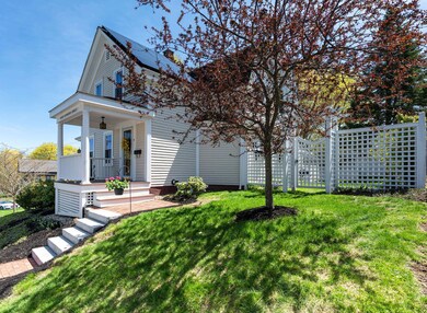 8 Carpenter St, Amesbury, MA 01913 - photo 3