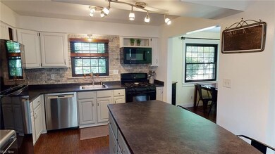 25525 Chatworth Dr, Euclid, OH 44117 - photo 4