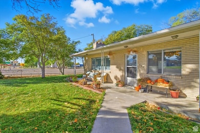 564 S Main St, Gunnison, UT 84634 - photo 2