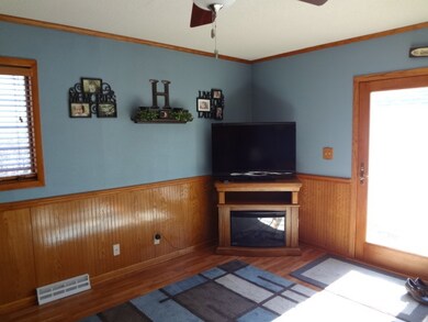 3506 Homeway Dr, Cedar Falls, IA 50613 - photo 4