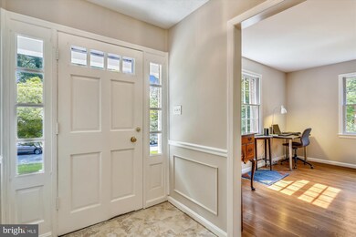 521 Scott Dr, Silver Spring, MD 20904 - photo 3