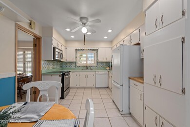 8620 N 7th Ave, Phoenix, AZ 85021 - photo 4