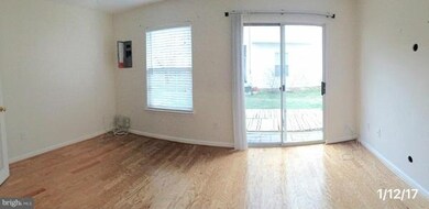 12345 Newcastle Loop unit 21, Woodbridge, VA 22192 - photo 2