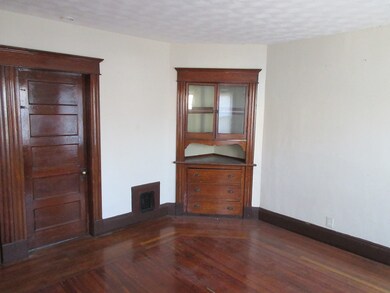 102 Kenyon St unit 104, Springfield, MA 01109 - photo 5