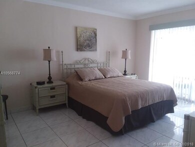 215 SE 3rd St unit 104A, Hallandale Beach, FL 33009 - photo 6