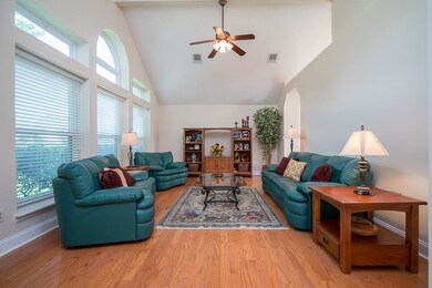 2501 S Mission Cir, Friendswood, TX 77546 - photo 3