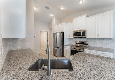 9 Pine Bush Ln, Palm Coast, FL 32164 - photo 4