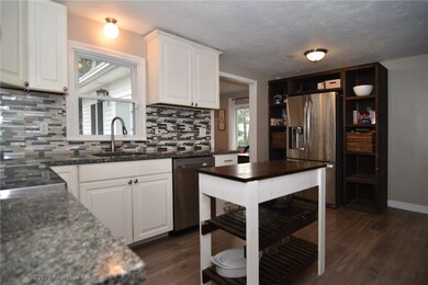 40 Randolph Ave, Attleboro, MA 02703 - photo 6