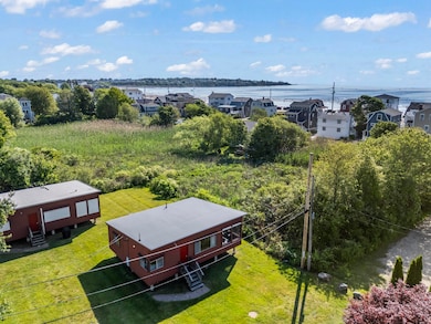 10 Amherst Ave, York