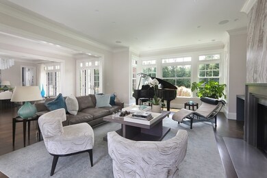 50 Lyman Rd, Chestnut Hill, MA 02467 - photo 4