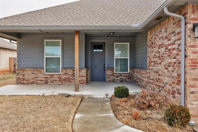 6704 N Ann Arbor Ave, Warr Acres, OK 73132 - photo 3