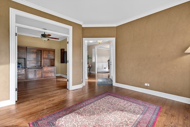 10N701 Prairie Crossing, Elgin, IL 60124 - photo 6