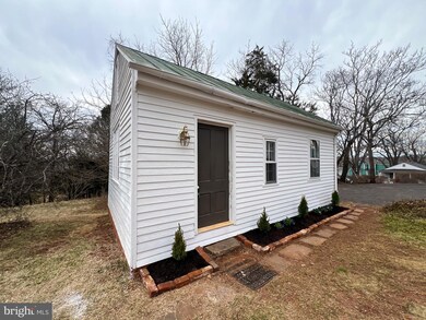 310 N West St, Culpeper, VA 22701 - photo 4