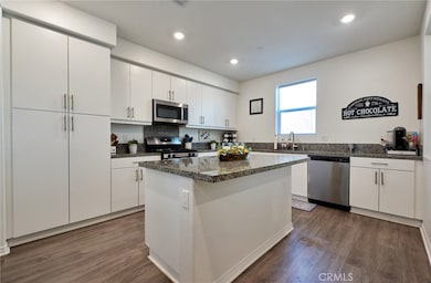 15188 Horizon St unit 8, Fontana, CA 92336 - photo 4