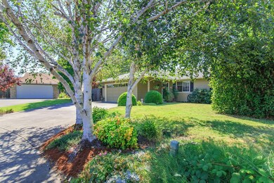 1364 Brook Ct, Medford, OR 97504 - photo 2