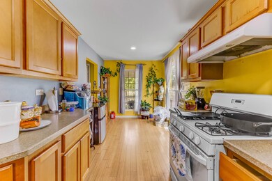 194 N Smith St, Aurora, IL 60505 - photo 6