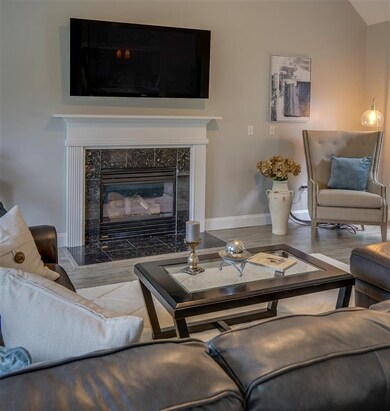 46 Buckingham Dr, Londonderry, NH 03053 - photo 7