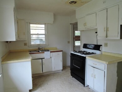 3081 Brookmont