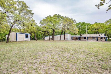 3909 N White Tail Dr, Granbury, TX 76049 - photo 2