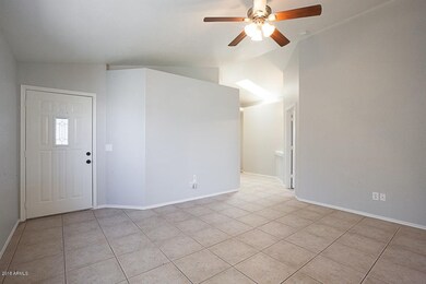 622E10thAve-3