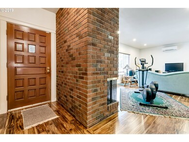 1302 Piper Ln, Eugene, OR 97401 - photo 2