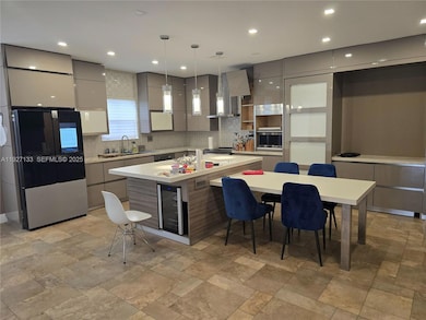 1145 Doveplum St, Hollywood, FL 33019 - photo 4