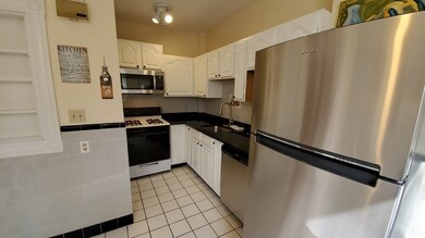 690 Washington St unit 1, Brookline, MA 02446 - photo 4