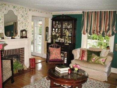 65 Maple St, Franklin, MA 02038 - photo 2