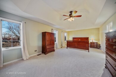 2227 Joyce Ln, Naperville, IL 60564 - photo 4