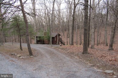 6 Greenoak Ln, Berkeley Springs, WV 25411 - photo 4