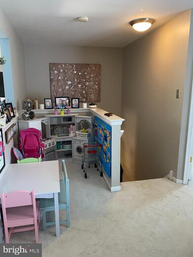 1106 Mews Dr unit 1106, Sellersville, PA 18960 - photo 5