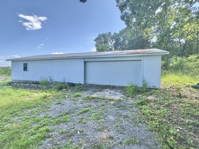 273 Temple Ford Rd, Shelbyville, TN 37160 - photo 7