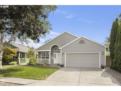 856 SW 12th St, Troutdale, OR 97060 - photo 2