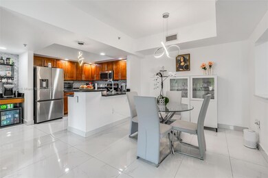 Waverly at Las Olas unit 1413, Fort Lauderdale, FL 33301 - photo 2