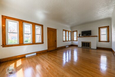 Huge living room with fireplace