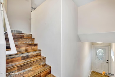 981 Oakridge Dr, Anchorage, AK 99518 - photo 5