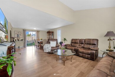 931 120th St SW unit A & B, Everett, WA 98204 - photo 6