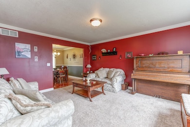 04-Living Room