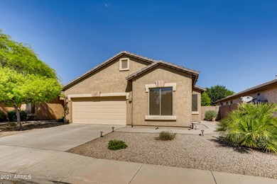 292 N Kimberlee Way, Chandler, AZ 85225 - photo 2