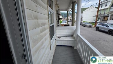 138 S Franklin St, Shamokin, PA 17872 - photo 2