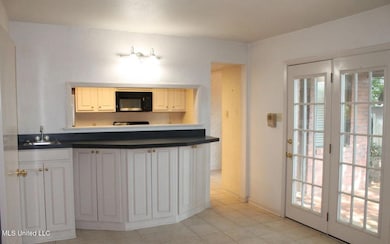 ME6b332db917477e8f1a4278ad7ee21a68