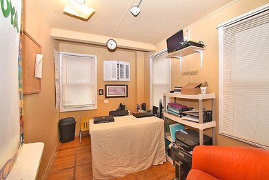 690 Dyer Ave, Cranston, RI 02920 - photo 3