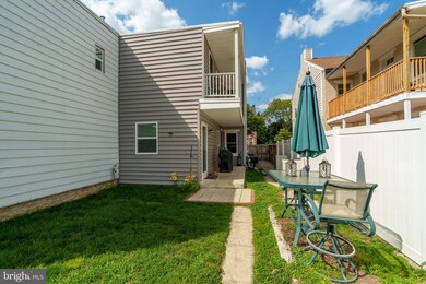 320 W Princess St, York, PA 17401 - photo 6