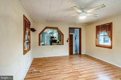 1203 New Holland Rd, Reading, PA 19607 - photo 6