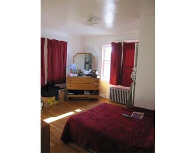 547 Hyde Park Ave unit 3, Roslindale, MA 02131 - photo 3