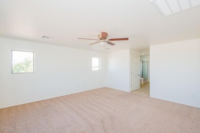 10843 master bedroom