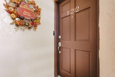 122 Buttonwood Cir, Seminole, FL 33777 - photo 7